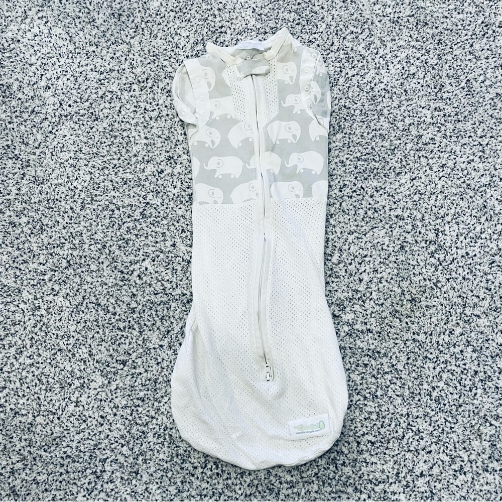 Woombie baby swaddle Sleep Sack 5-13lbs elephant grey